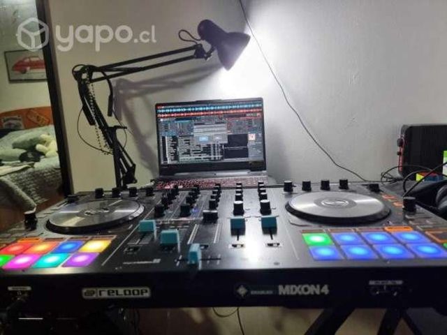 Controlador Reloop mixon 4
