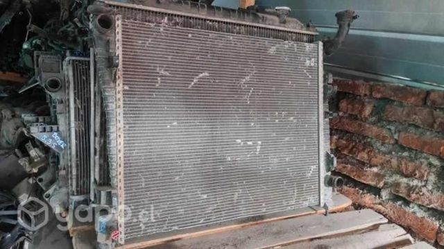 Radiador de agua jeep original