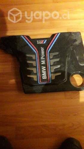 Tapa motor carbono BMW M
