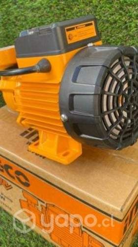 Bomba periferica de o.5 hp marca ingco.