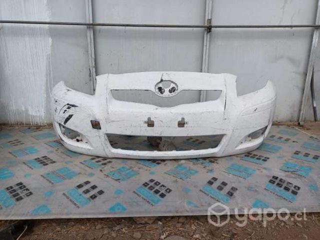 Parachoques delantero Yaris Sport 2006 2009