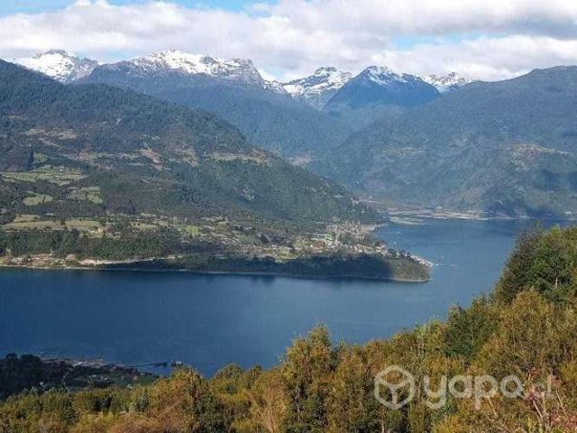 Terreno de 5,5 HA Cochamó