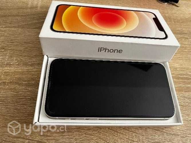 IPhone 12 - casi nuevo