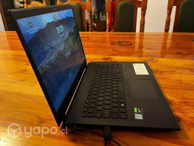 Notebook asus x571 de 15.6“