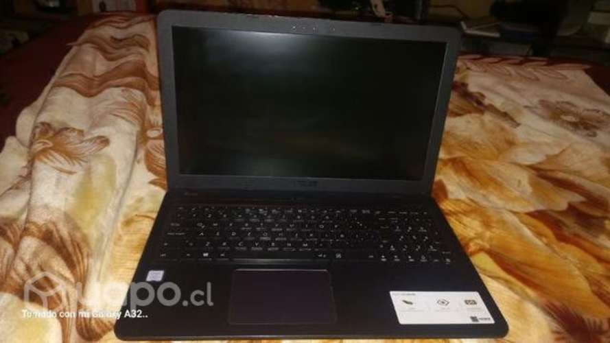 Notebook Asus Itel Core i3 7th Gen