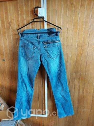 Fardo de jeans mujer 42 unid
