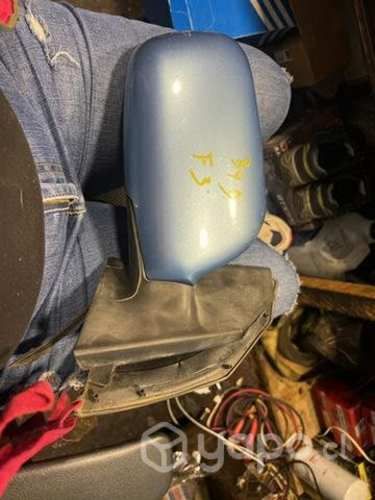 Retrovisor lado derecho del byd f3