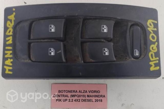 Botonera Alza Vidrio Central (MPQ019) Mahindra Pik