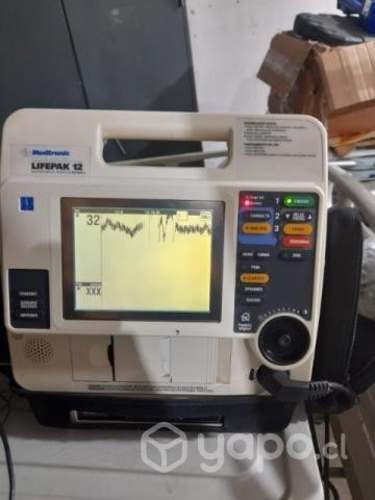 Desfibrilador funcionando