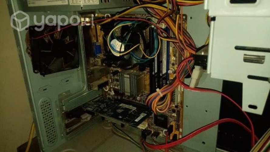 Computador torre mas pc portatil