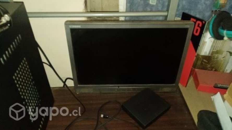 Computador torre mas pc portatil