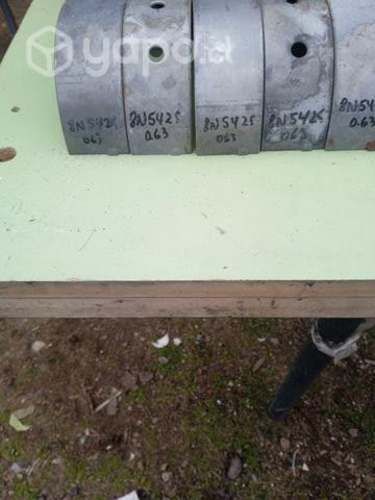 Metales de bancada cat