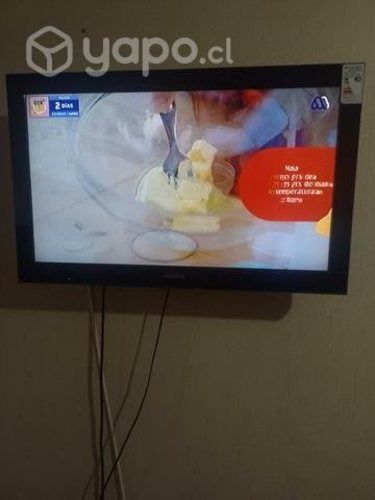 Lcd 32 pulgas marca sony estado bueno