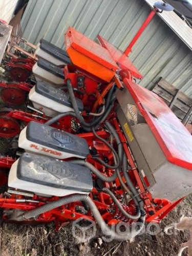 Sembradora Kuhn usada