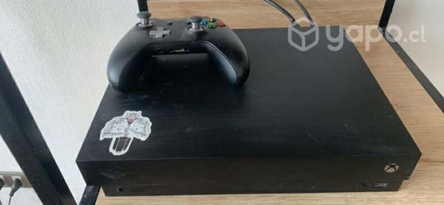 Xbox One X 1TB 4K + 1 mando