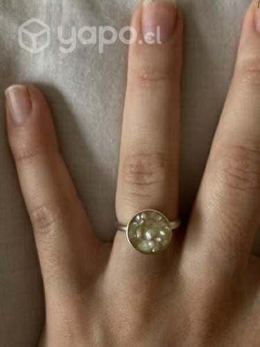 Anillo de plata