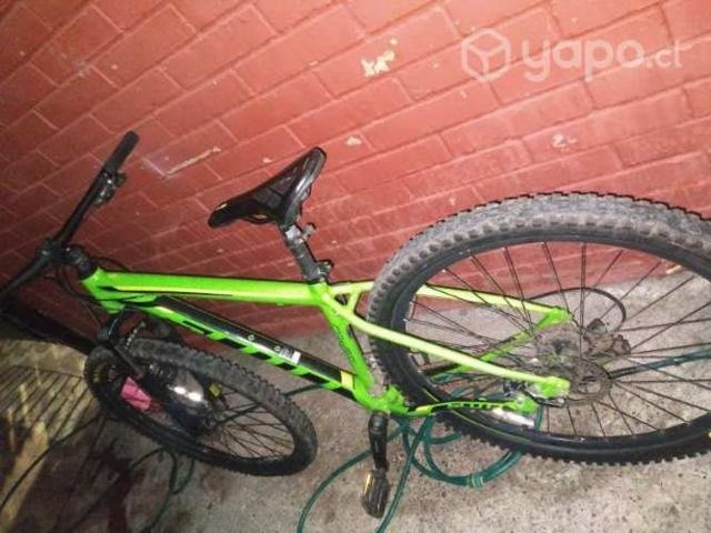 Bicicleta aro 29 exelente estado scot