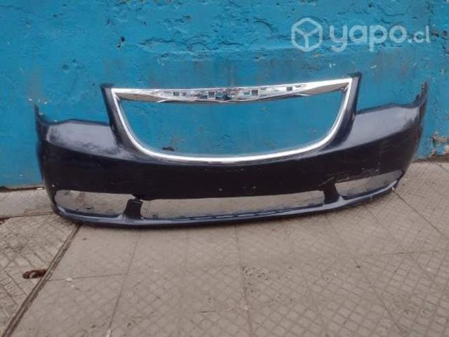 Parachoque del Chrysler grand town country 2012