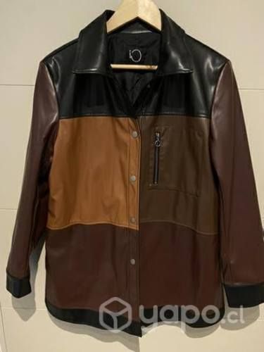 Chaqueta IO cuero