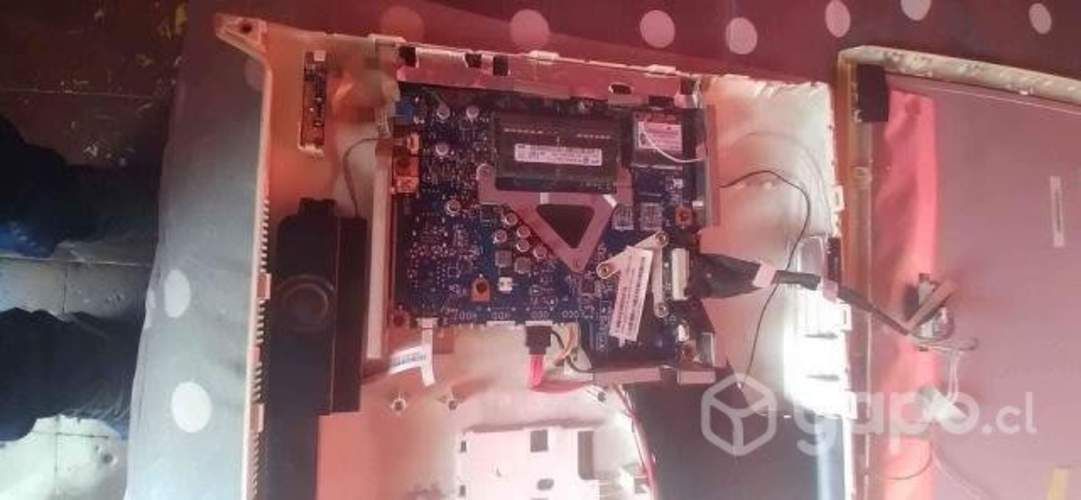 Pc todo en uno lenovo modelo c260