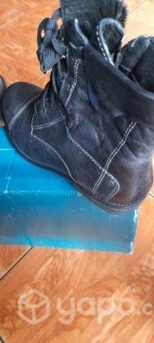Zapatos botin con. cordón