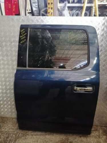 Puerta TRASERA LH FORD PLATINUM