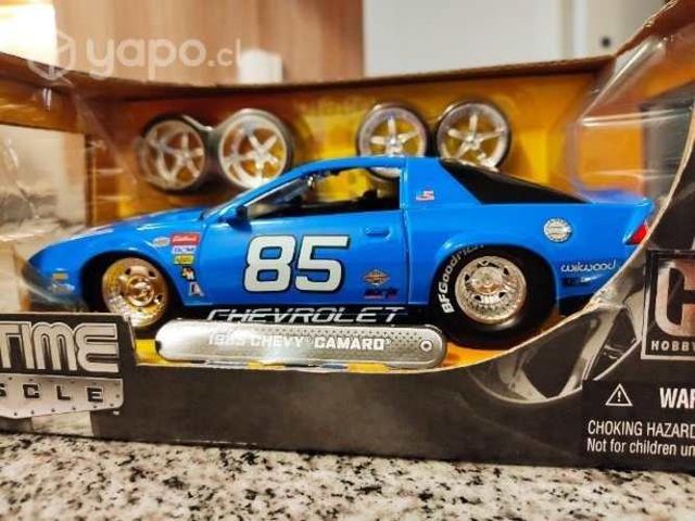 Chevrolet Camaro escala 1:24