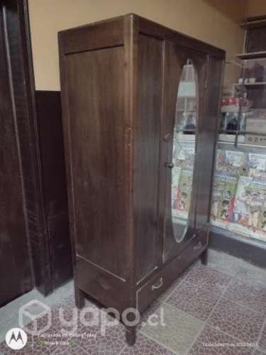 Ropero vintage