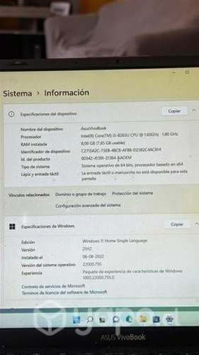 COMPUTADOR SEMI NUEVO