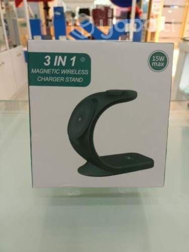 Cargador inalambrico triple