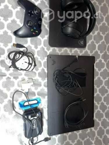 Notebook con accesorios