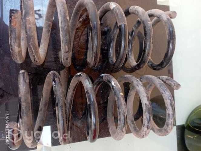 Espirales traseros mahindra escorpio