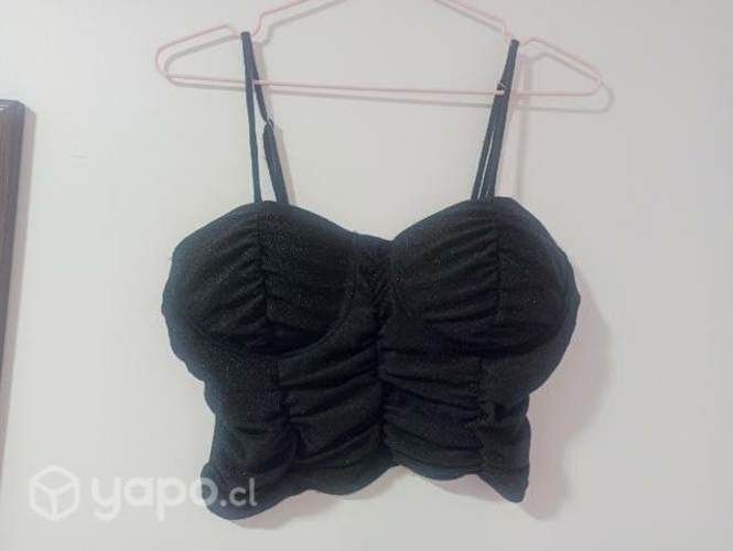Crop negro talla M
