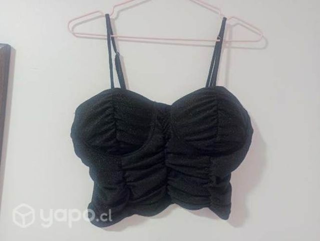 Crop negro talla M