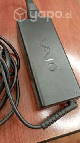 Cargador Sony 19.5 V Original