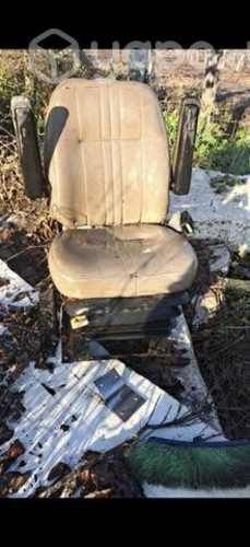 Asiento para Excavadora Caterpillar