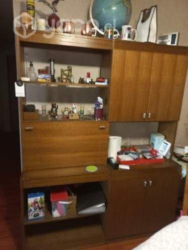 Biblioteca, licorera de madera