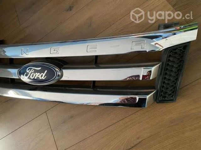 Máscara ford Ranger