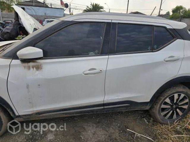 Puerta nissan kicks 2019