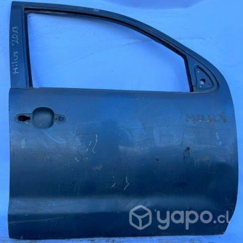 Puerta delantera derecha Toyota Hilux 2013