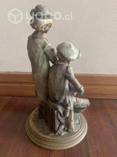 Figura porcelana Guseppe Armani Músicos.