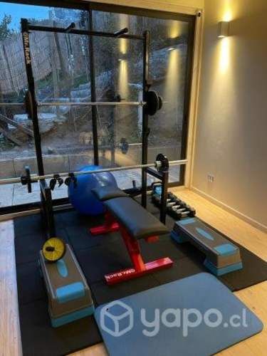 Rack + banca + discos+ piso