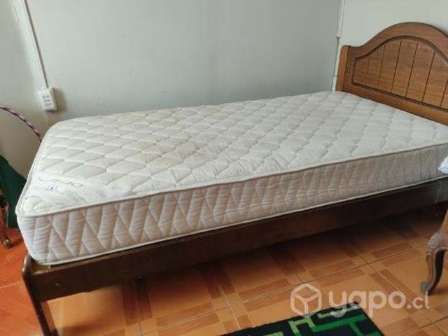 Cama plaza 1.5 (marquesa + colchón)