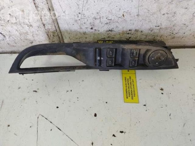 Botonera Alza Vidrio Puerta Delantera Izq Ford Foc