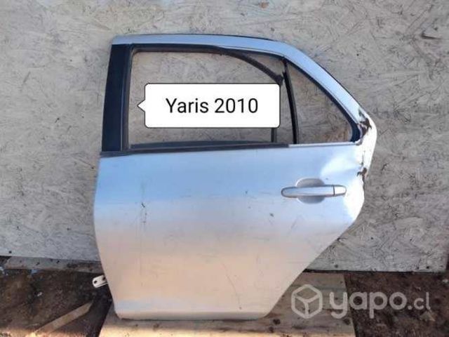 Puerta Toyota Yaris 2010