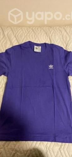 Poleras adidas y polo