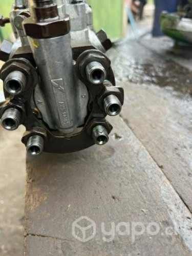 Bomba inyectora Lucas john deere