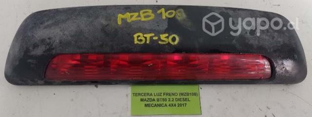 Tercera Luz Freno Mazda BT