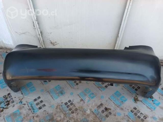 Parachoques Trasero Yaris Sedán 2006-2013