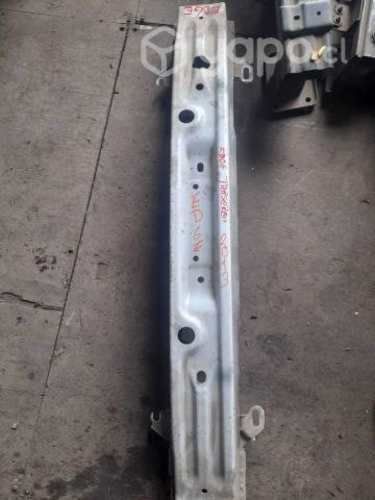 Refuerzo parachoque ford edge